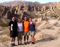 Éliane, Vincent, Jacqueline et Gabin Mella au Nord-Ouest Argentine